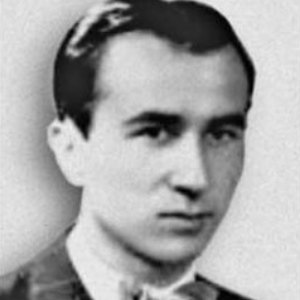 3 Ağustos 1920 yılı Devrek doğumlu bir şair olan Rüştü Onur, genç yaşta vereme yakalanarak 1942 yılında vefat etmiştir.